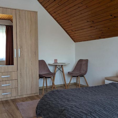 Viragos Apartman Балатонсемеш Экстерьер фото