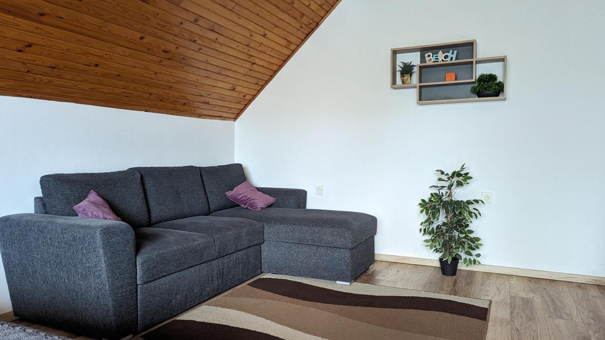 Viragos Apartman Балатонсемеш Экстерьер фото